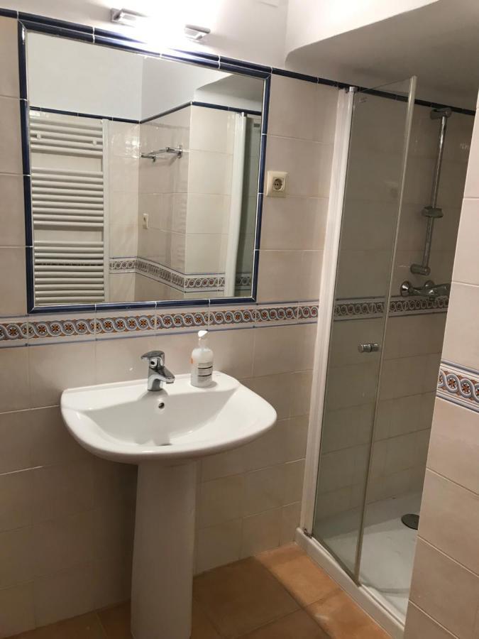 Hostal Casiano Camarasa ภายนอก รูปภาพ