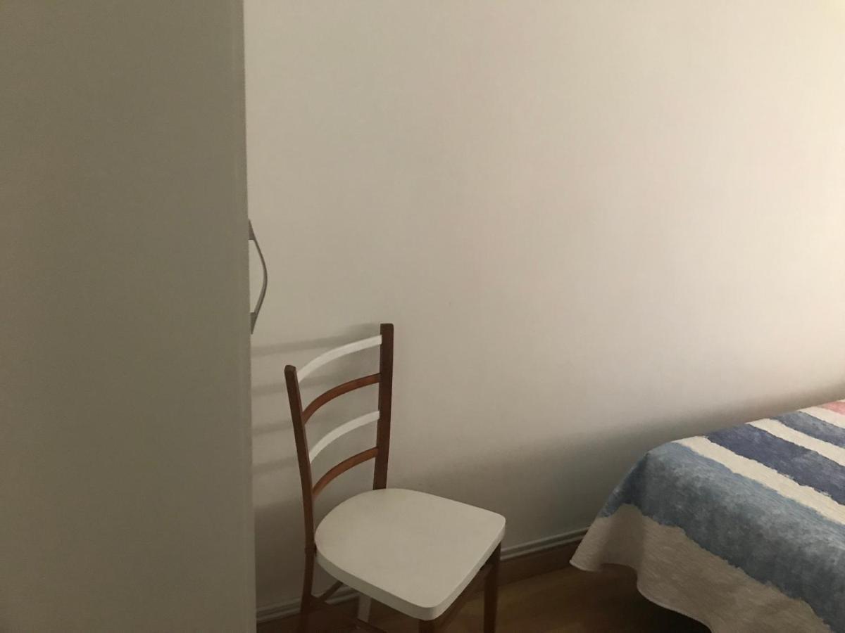 Hostal Casiano Camarasa ภายนอก รูปภาพ