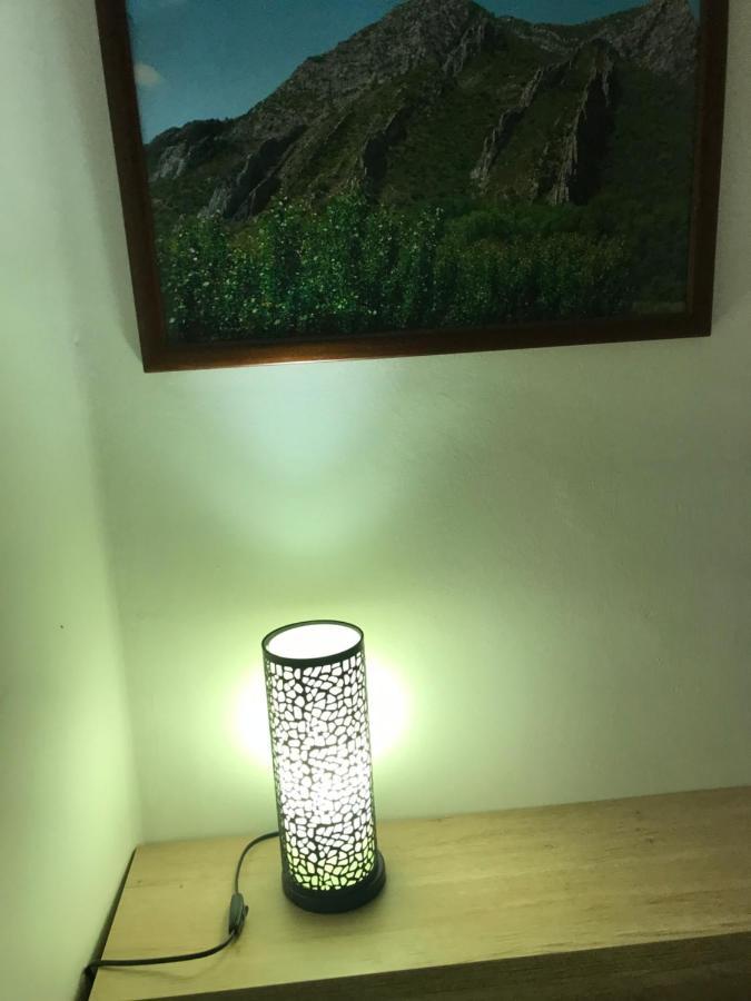 Hostal Casiano Camarasa ภายนอก รูปภาพ