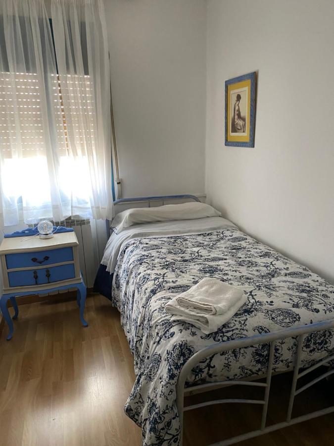 Hostal Casiano Camarasa ภายนอก รูปภาพ